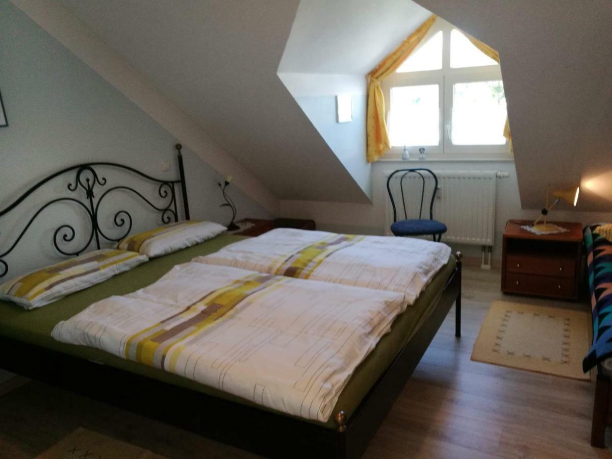 2-Zimmer Ferienwohnung Im Zentrum Von بينز المظهر الخارجي الصورة